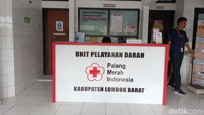 Kantor Unit Donor Darah (UDD) Palang Merah Indonesia (PMI) Lombok Barat.