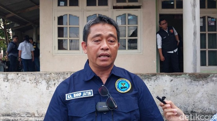 Kepala BNNP Jawa Timur Brigjen Pol Awang Joko Rumitro