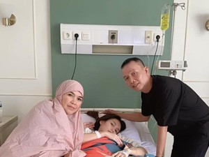 Kondisi Ayu Ting Ting yang Terbaring Lemas di Rumah Sakit