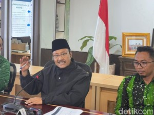 Video: Jawaban Mensos soal Pelaksanaan Makan Gratis di Sekolah Rakyat