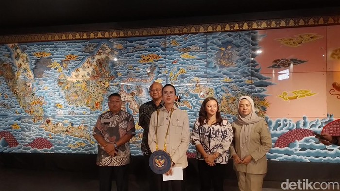 Menteri Pariwisata melakukan pengecekan kesiapan TMII untuk libur panjang