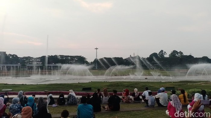 Menteri Pariwisata melakukan pengecekan kesiapan TMII untuk libur panjang