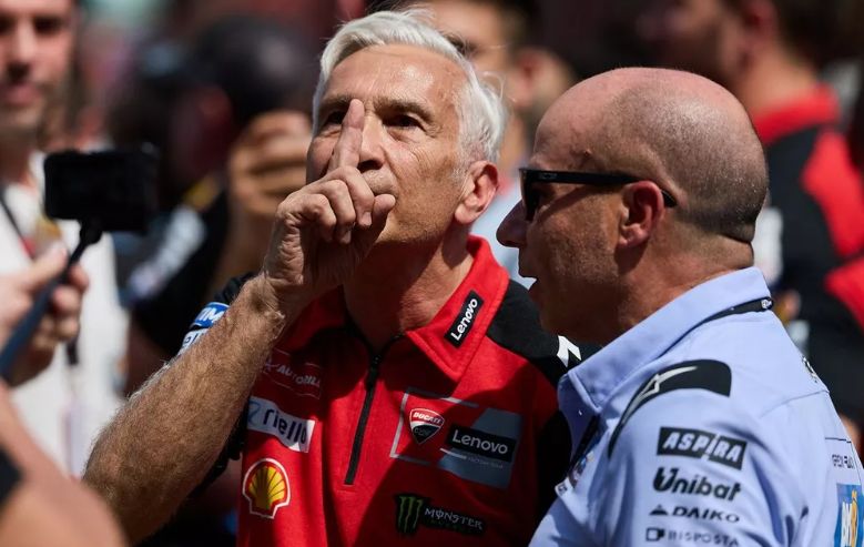 Momen Marc Marquez dibela bos Ducati.