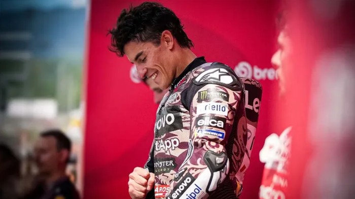 Momen Marc Marquez dibela bos Ducati.