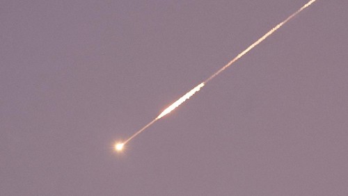 A missile launched from Iran towards Israel is seen from Tubas, amid the Iran-Israel conflict, in the Israeli-occupied West Bank, June 24, 2025. REUTERS/Raneen Sawafta