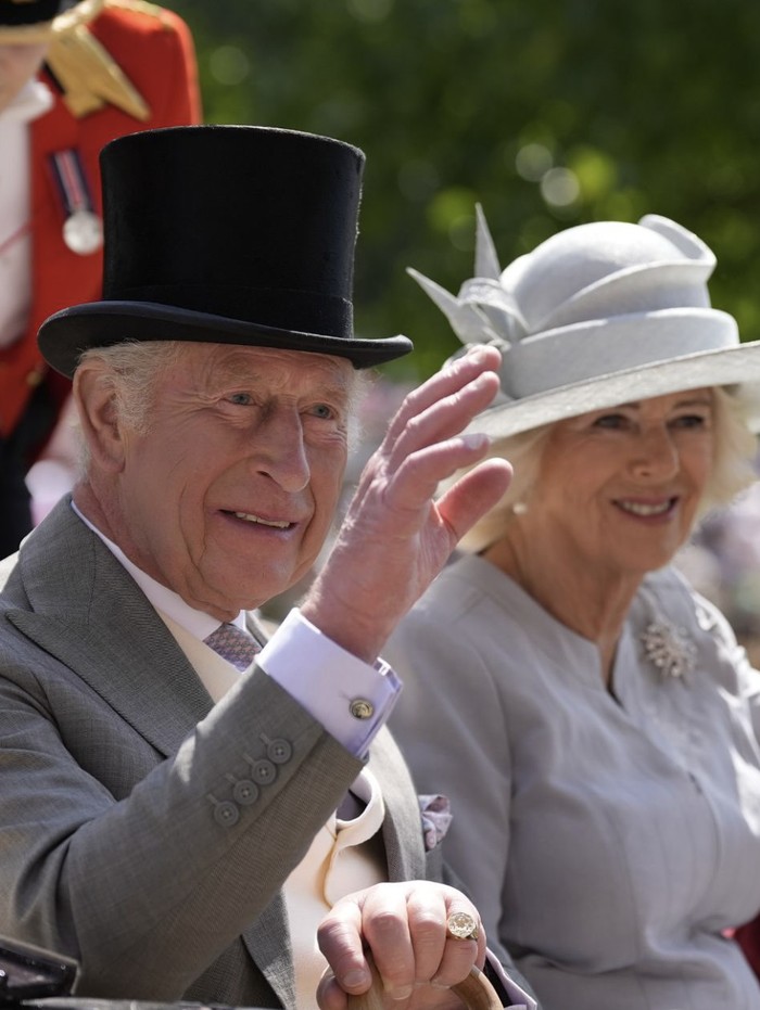 Pangeran Charles & Ratu Camilla di Royal Ascott 2025 Pangeran Charles & Ratu Camilla di Royal Ascott 2025
