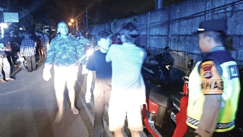 Suasana sesaat setelah perkelahian pemuda di Sesetan, Denpasar, Selatan, Senin (23/6/20205) malam.