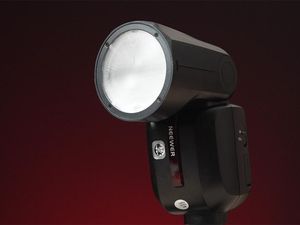 Review Flash Neewer Z2 PRO, Bisa Buat Hobi dan Kerja