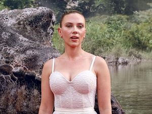 Video Debut Jadi Sutradara, Scarlett Johansson: Pengalaman Memuaskan