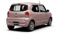 Suzuki Alto baru masih menggunakan mesin 660cc bersilinder tiga. Namun, kendaraan tersebut kini sudah punya varian mild-hybrid yang ramah lingkungan. Bahkan, menurut WLTC Jepang, konsumsi bahan bakarnya 28,2 km/liter! Foto: Doc. Suzuki