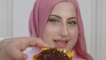 Tasyi Athasyia Ikut Tantangan Makan 6 Ways, Cicip Nugget hingga Sosis