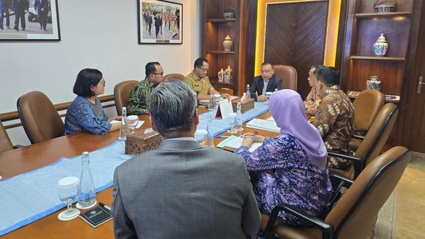 Wakil Ketua DPR Sufmi Dasco Ahmad hingga Mendagri Tito Karnavian