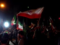 Video: Warga Iran Rayakan Serangan ke Pangkalan Militer AS di Qatar