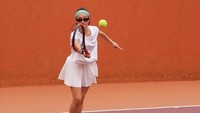Tenis menjadi salah satu olahraga yang sering banget Yuki Kato lakukan. Foto: dok. Instagram Yuki Kato