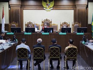 4 Terdakwa Korupsi Lahan Rorotan Divonis Penjara