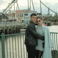 Sebelum memutuskan berpisah, Arhan dan Zize seringkali kedapatan mesra dan kompak. Kemesraan keduanya seringkali tertangkap kamera akun gosip atau rekan-rekannya. Foto: Instagram/pratamaarhan8 & Instagram/azizahsalsha_