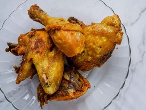 Resep Ayam Goreng Ungkep Sederhana yang Bikin Nagih