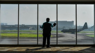 Arahan Prabowo, Bandara Husein dan Adi Sutjipto Diaktifkan Lagi untuk Penerbangan Sipil