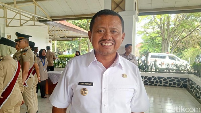 Bupati Sumedang Dony Ahmad Munir.
