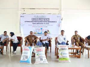Pupuk Subsidi Tembus 29 Ribu Ton, Bupati Takalar Target Petani Panen 3 Kali
