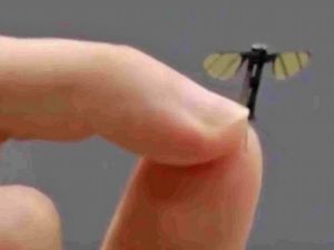 Drone Mata-mata Sebesar Nyamuk Made in China