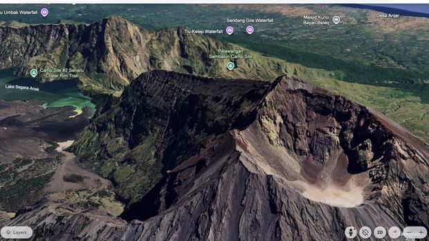 Gunung Rinjani dilihat dari Google Earth