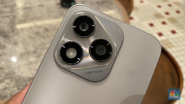 Ini Penampakan Seri Honor 400 yang akan dirilis pada 3 Juli 2025 mendatang. (CNBC Indonesia/Novina Putri Bestari)