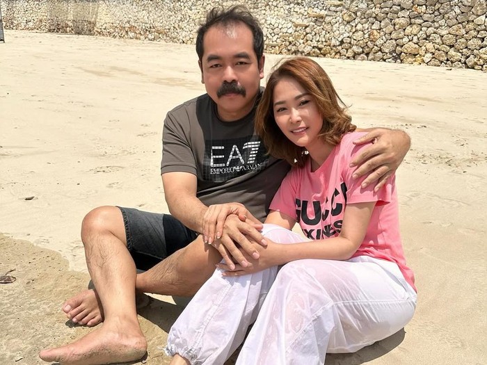Inul dan suami