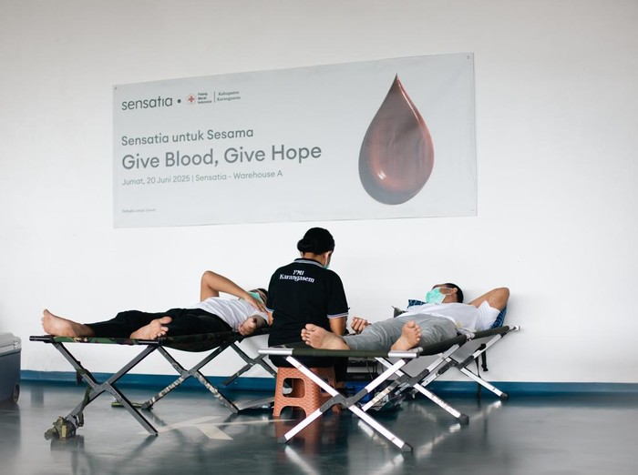Kegiatan donor darah ‘Sensatia untuk Sesama: Give Blood, Give Hope’ di Warehouse Sensatia, Karangasem, Bali, Jumat (20/6/2025). (Dok. Sensatia)