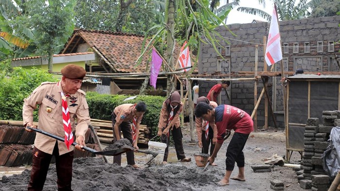 Ketua Kwarda Pramuka Jatim Arum Sabil dalam salah satu kegiatan Pramuka di Jawa Timur.