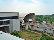 78.287 Orang Naik LRT Saat Libur HUT RI
