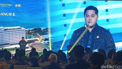 Menteri BUMN Erick Thohir saat memberikan sambutan dalam peresmian KEK Sanur dan Bali International Hospital di The Meru Sanur, Denpasar, Bali, Rabu (25/6/2025). (Foto: Ni Made Lastri Karsiani Putri/detikBali)