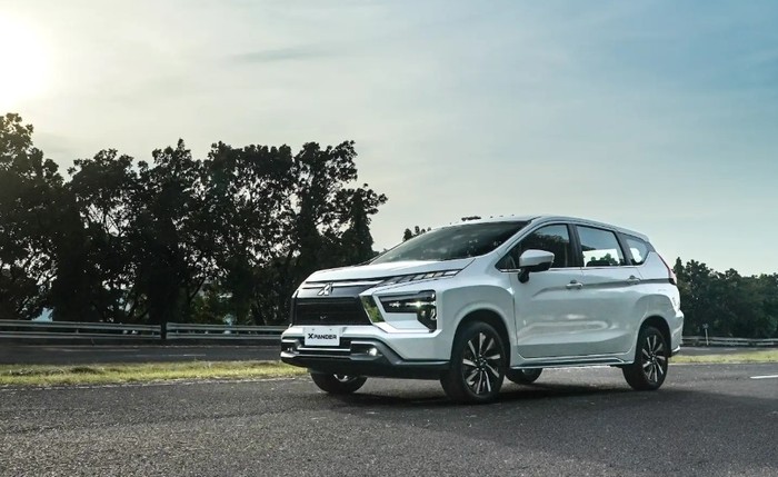 Mitsubishi Xpander Exceed Tourer