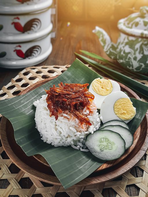 fakta dari perbedaan nasi uduk vs nasi lemak