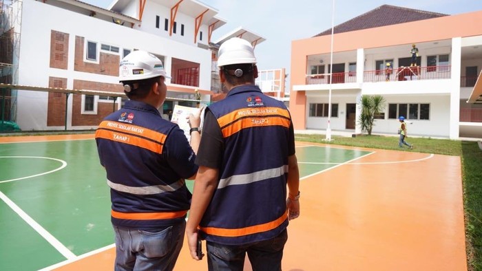 Pembangunan sekolah rakyat