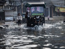 Ada Potensi Banjir Pesisir hingga 15 Desember, Ini Daftar Wilayahnya