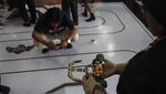 Robot dari Berbagai Negara Adu Canggih di Solo
