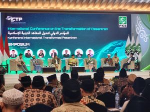 Said Aqil dan Wamen Stella Bicara di Konferensi Pesantren, Soroti soal AI