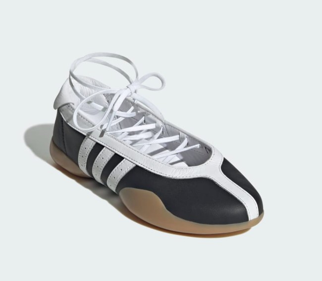 Sneakers 2025 Terbaik Sneakers 2025 Terbaik
