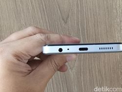 Unboxing Tecno Pova 7: HP Gaming Rp 1 Jutaan Tampilan Menggoda