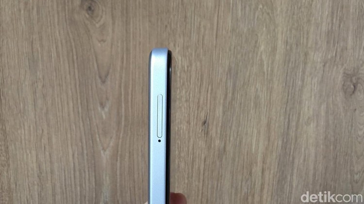 Tecno Pova 7