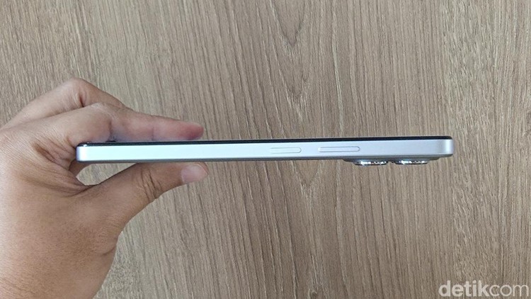Tecno Pova 7