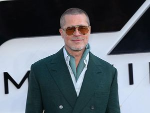 Cuma Dua Wanita Ini yang Bikin Brad Pitt Starstruck