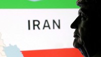 Presiden Amerika Serikat Donald Trump menepis laporan media-media AS tentang intelijen yang menemukan bahwa serangan AS terhadap Iran hanya memperlambat program nuklir Iran selama beberapa bulan saja. Trump bersikeras bahwa situs-situs nuklir Iran telah hancur akibat serangan tersebut. REUTERS/Dado Ruvic