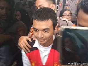 Vadel Badjideh Ungkap Rindu Kehangatan Keluarga