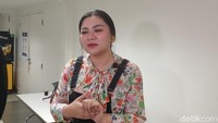 Vicky Shu lagi serius ingin menurunkan berat badan. Iya harus turunin badan kan. Tapi lebih ke selain itu juga buat sehat juga, ujarnya saat ditemui di kawasan Tendean, Jakarta Selatan, kemarin. (Foto: febryantino nur pratama)