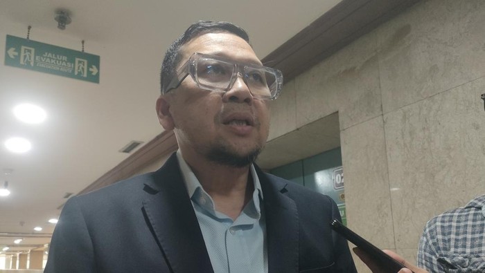 Wakil Ketua Baleg DPR RI, Ahmad Doli Kurnia di Kompleks Parlemen, Senayan, Jakarta Pusat, Rabu (25/6/2025).