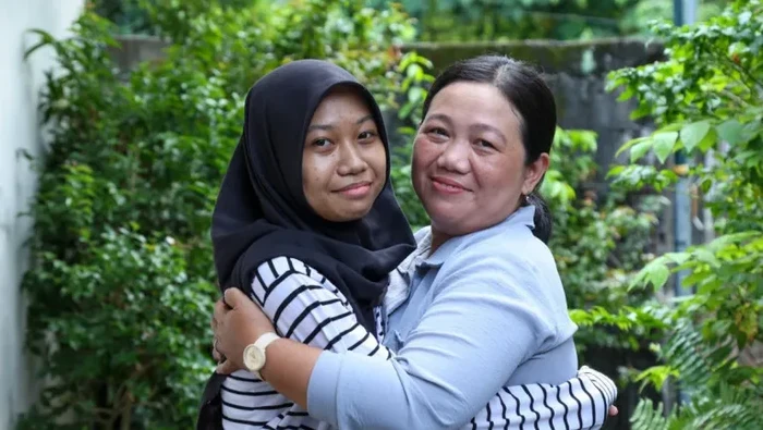 Artita  bersama ibunya