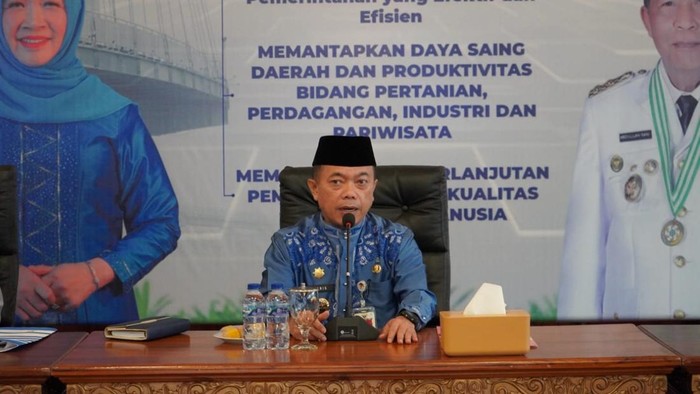 Gubernur Jambi Al Haris
