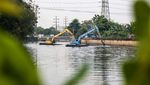 Jakbar Gerak Cepat! Kali Mookervart Dikeruk Demi Bebas Banjir